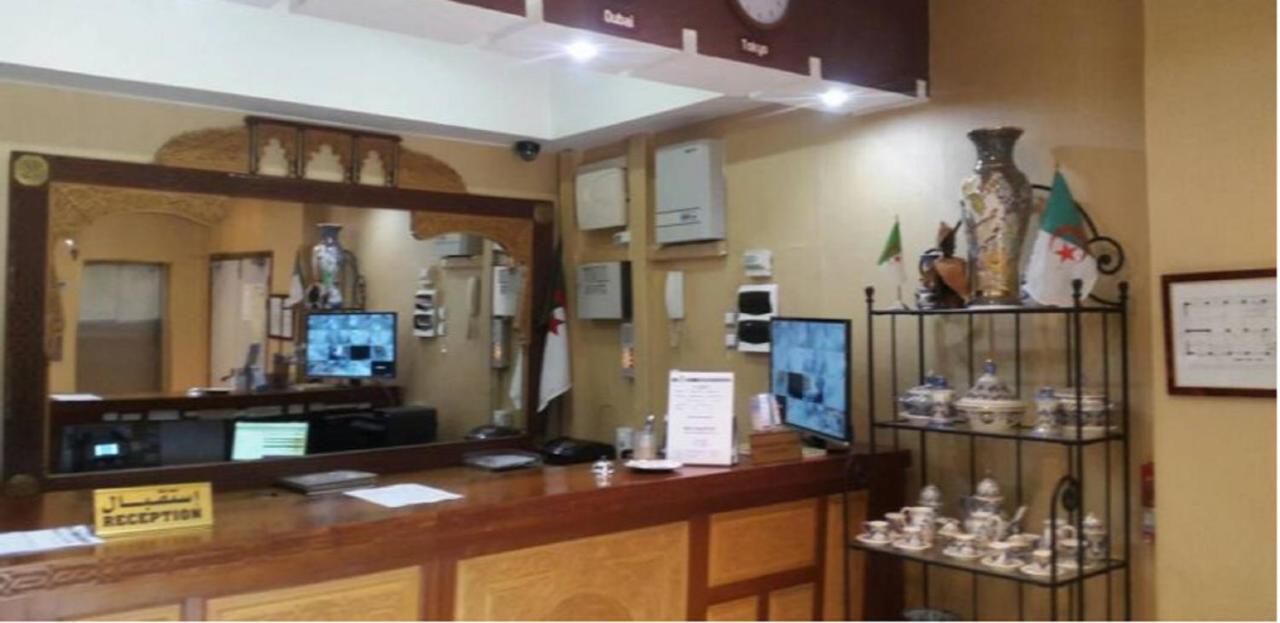 Roza Hotel Bab Ezzouar 外观 照片