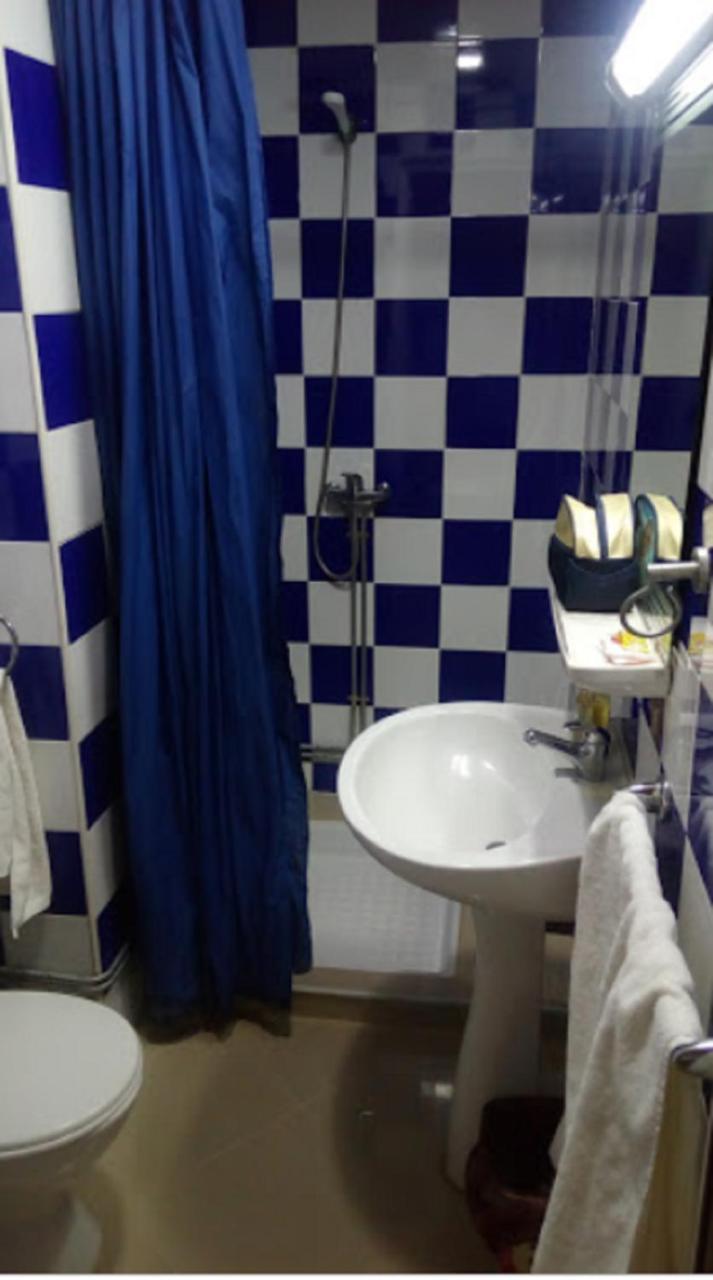Roza Hotel Bab Ezzouar 外观 照片