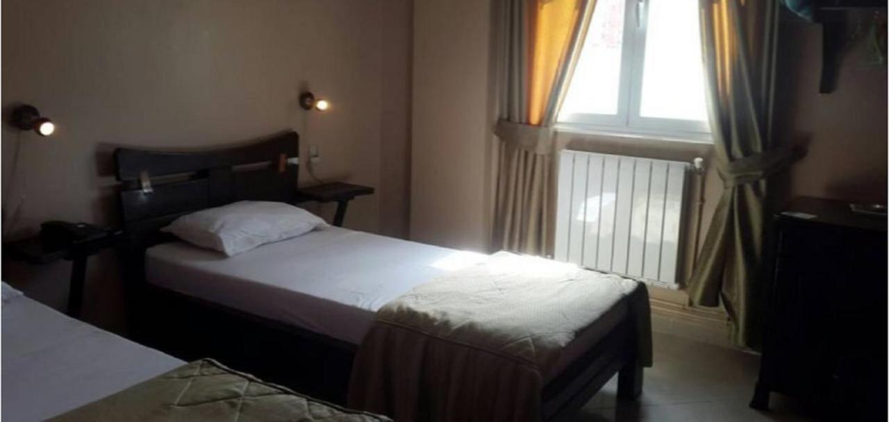 Roza Hotel Bab Ezzouar 外观 照片